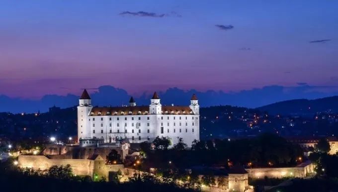 布拉迪斯拉发旅游,布拉迪斯拉旅行攻略