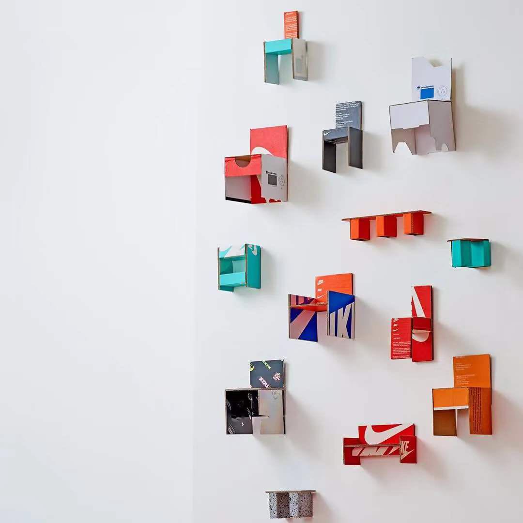 当弟弟们还在排队抢鞋的时候，*靠我**着这些千元鞋盒甩他们十年