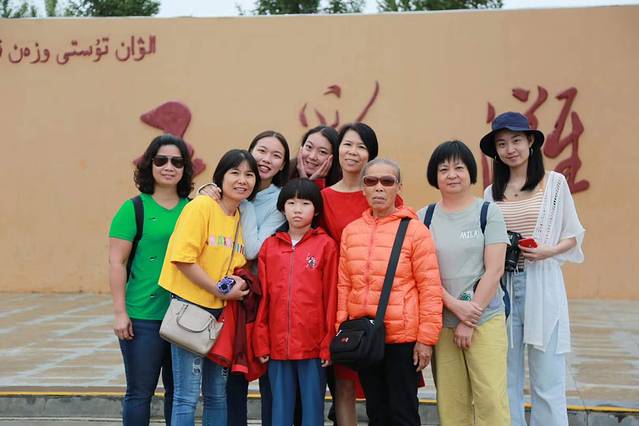 南北疆深度环线8日游,南北疆30天旅游攻略