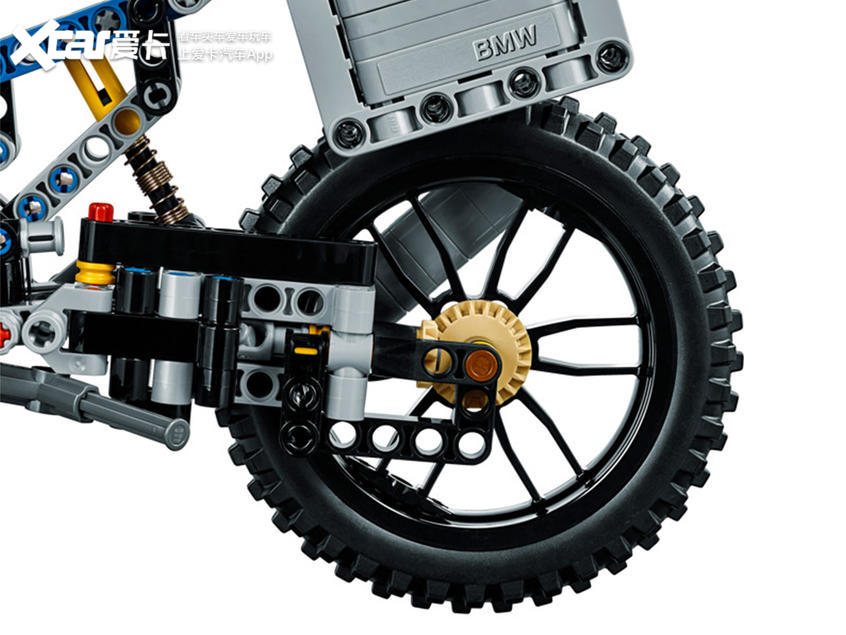 路虎卫士299,最新款的路虎卫士多少钱