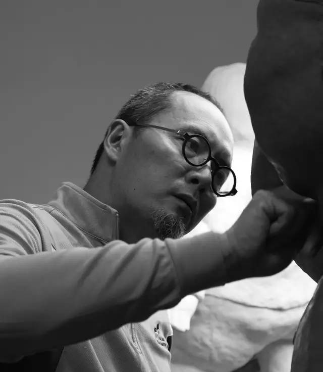 雨伞劳斯莱斯原声,劳斯莱斯最便宜的一款雨伞