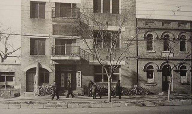 能玩车会玩表，布加迪戴杰克宝，封城中的瑞士发来消息