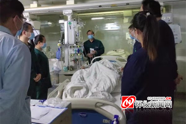 脑干出血救活最终是不是植物人,脑干大面积死亡