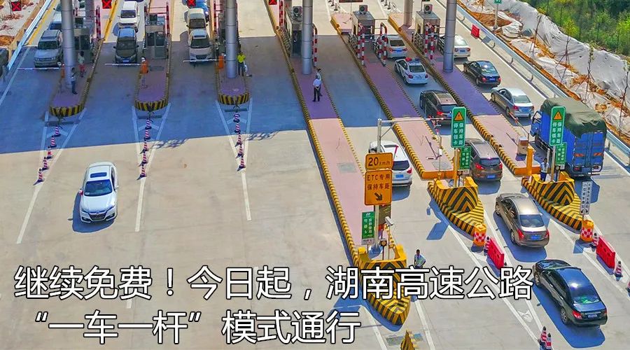 “我忍不住想给你花钱！”帅气男粉丝要送女主播2万元Gucci包，结果太扎心