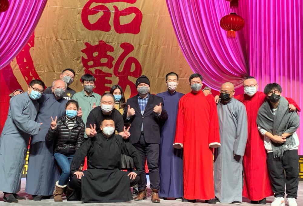 文明虹口｜品欢文艺志愿服务队，用笑声服务申城百姓