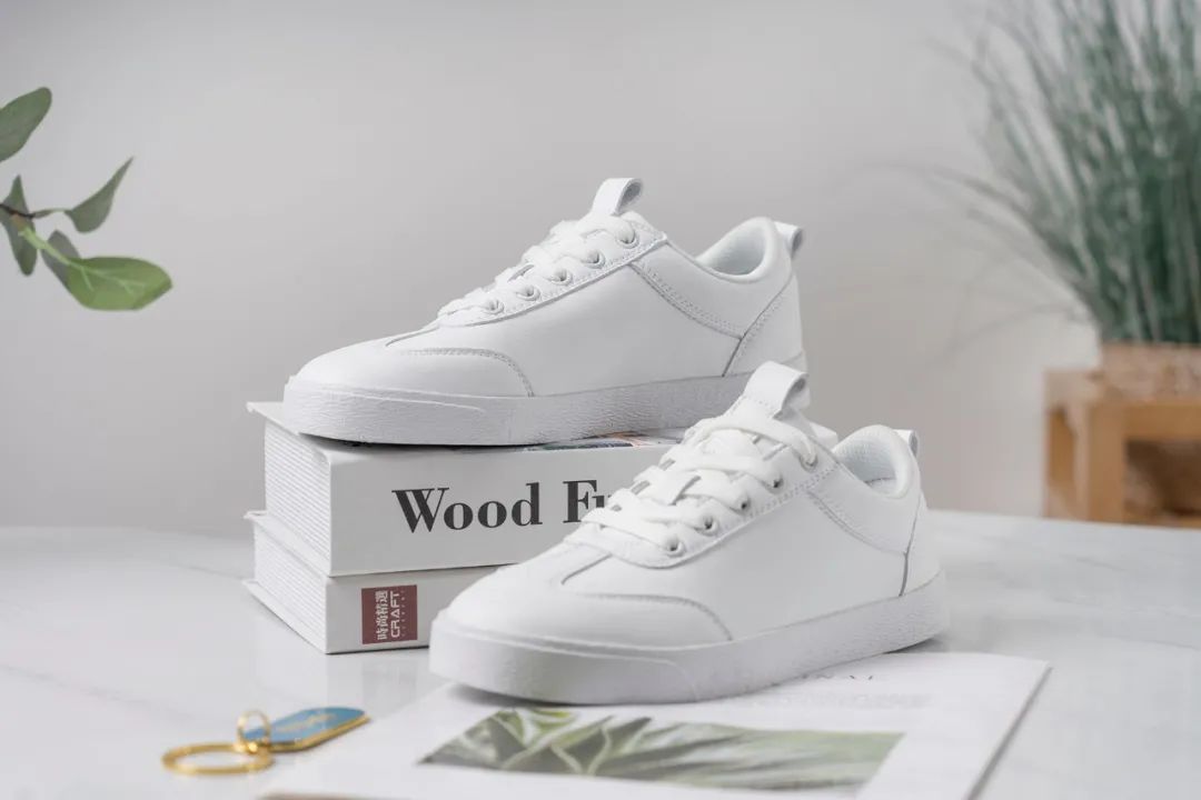 小白鞋哪个款好穿舒服耐穿,又到了小白鞋季节