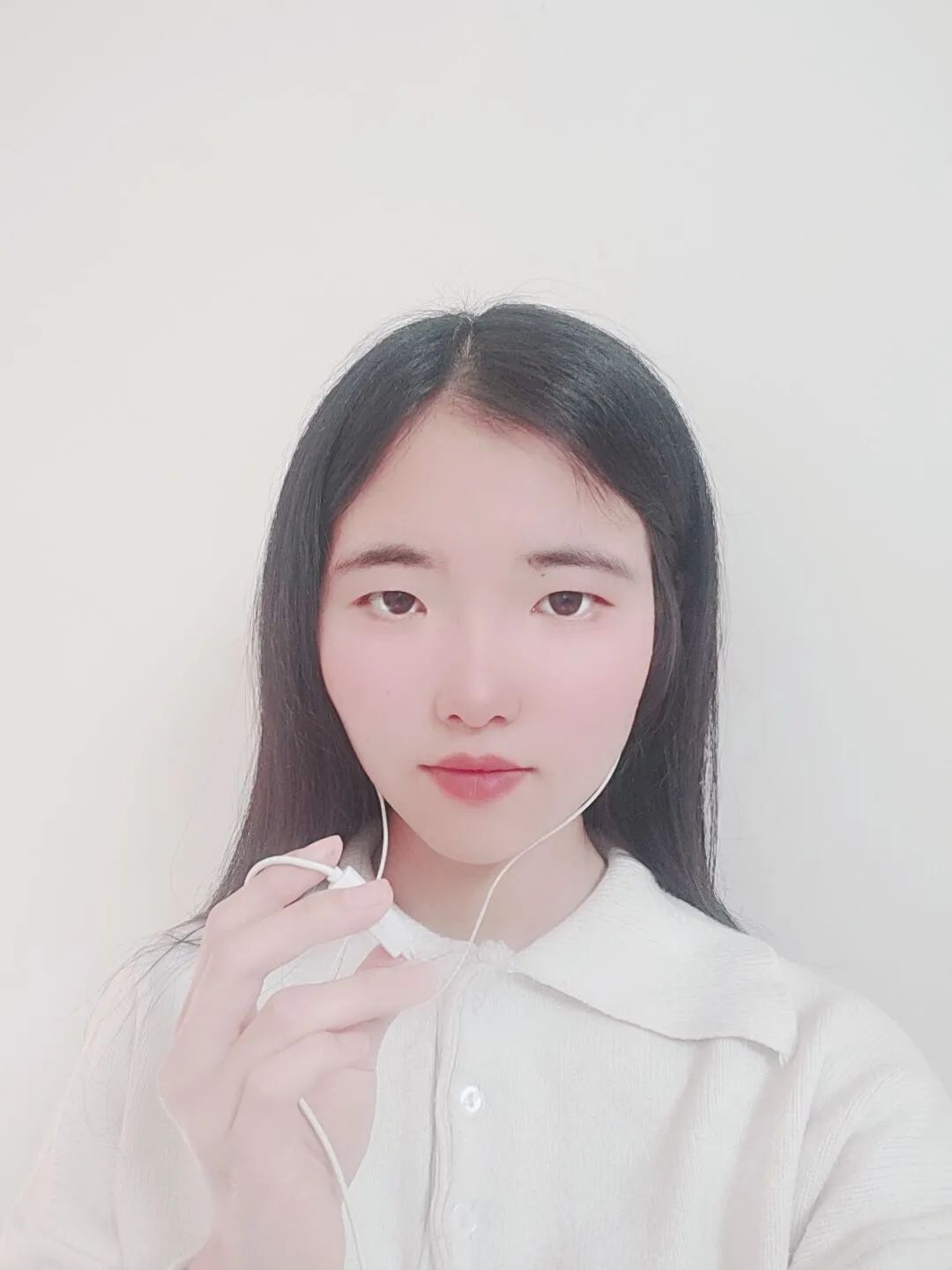 鏍″洯骞挎挱涓滄柟鍗,鏍″洯骞挎挱鑻辫鎾姤