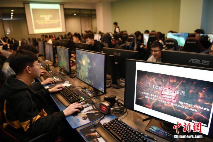 边打游戏边挣钱,边打游戏边赚钱的工作