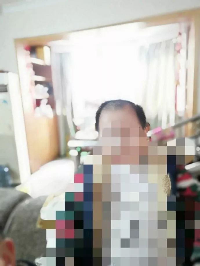 “你和异性发生过最尴尬的事！笑得我差点当场去世了…”哈哈哈哈哈哈哈哈哈