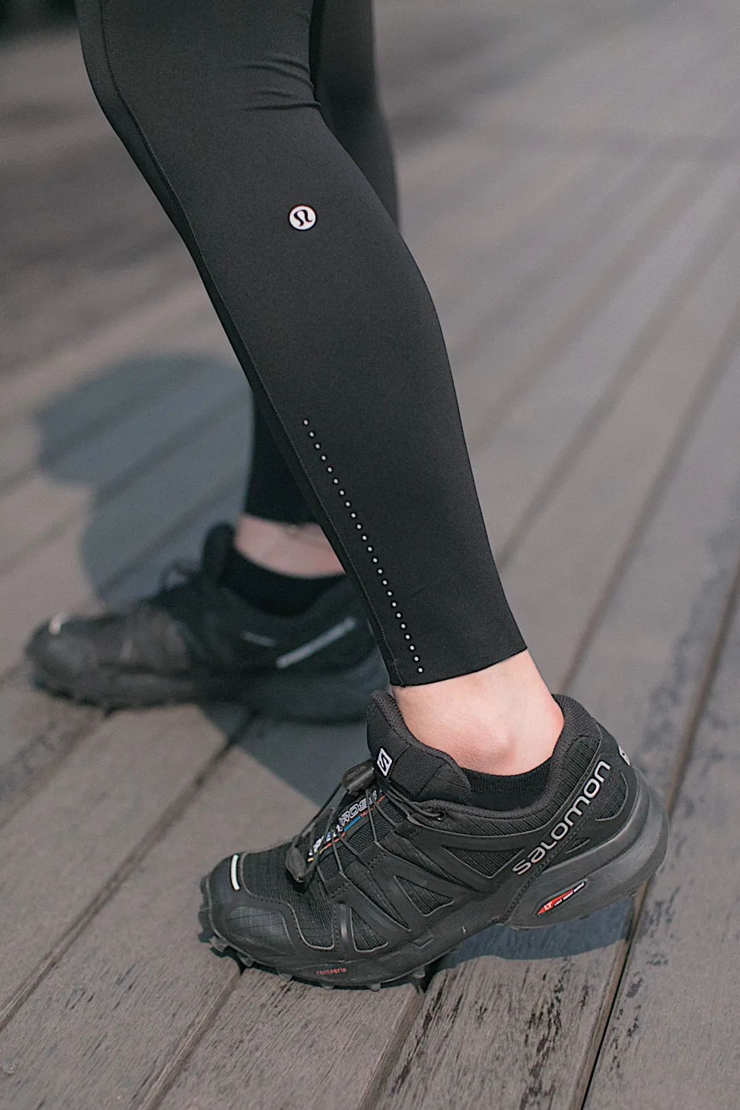 李涛|均价1000块一条的运动紧身裤，好在哪儿？