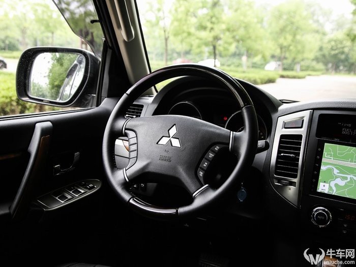 三菱帕杰罗进口第五代试驾,三菱帕杰罗极限测试