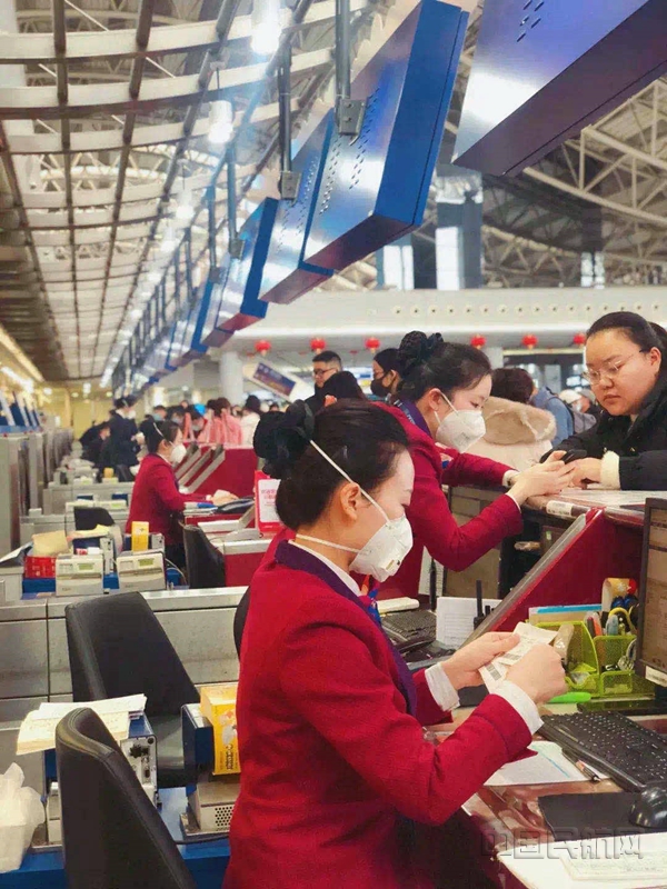 川航连续六年获评“最佳航空公司”