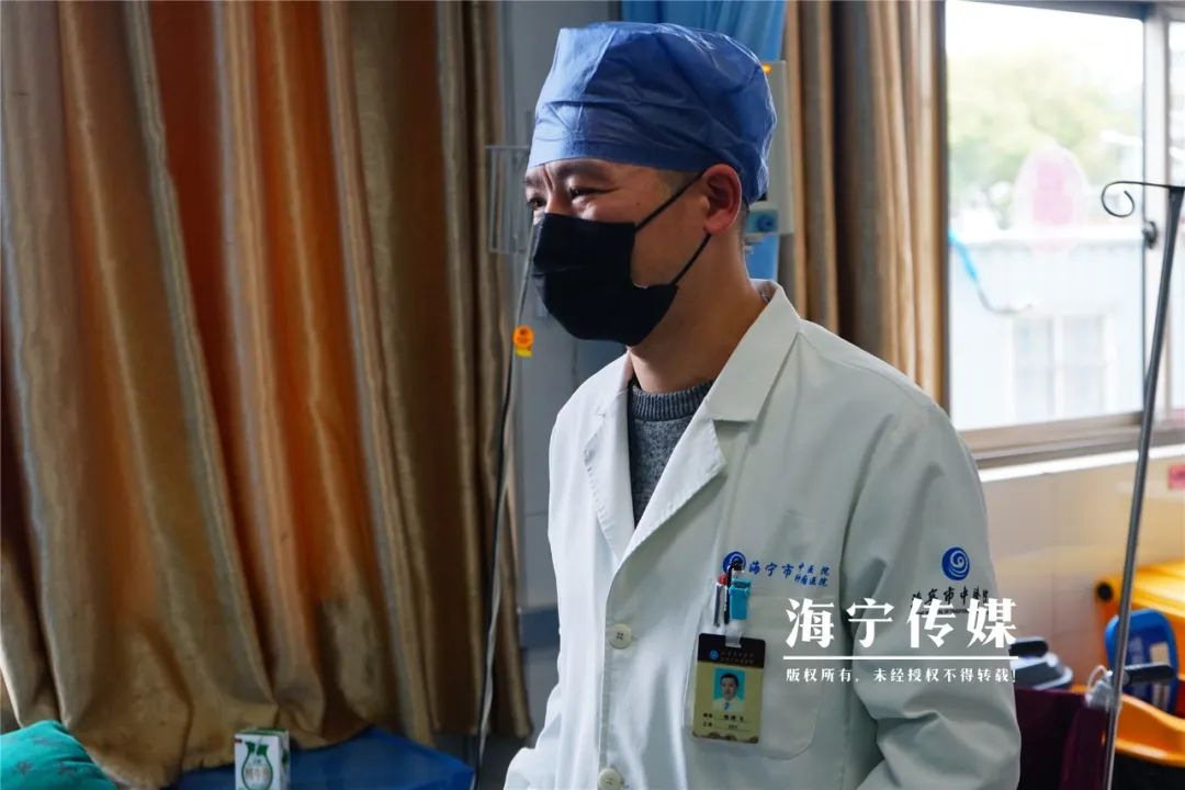 走路崴脚后第一时间咋处理,崴脚后第几天能走