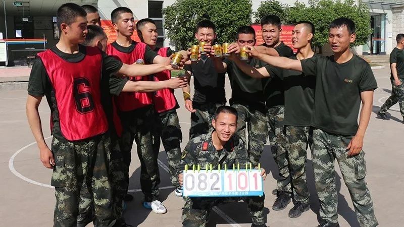 五一军营体验,五一节军营生活