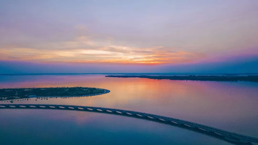淀山湖打卡网红景点,淀山湖网红打卡小栈桥