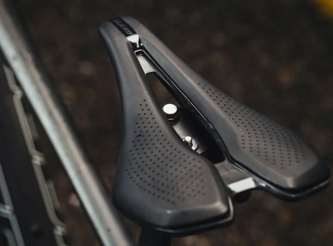 捷安特tcr2020款官网价格,捷安特2022款tcr全系列报价