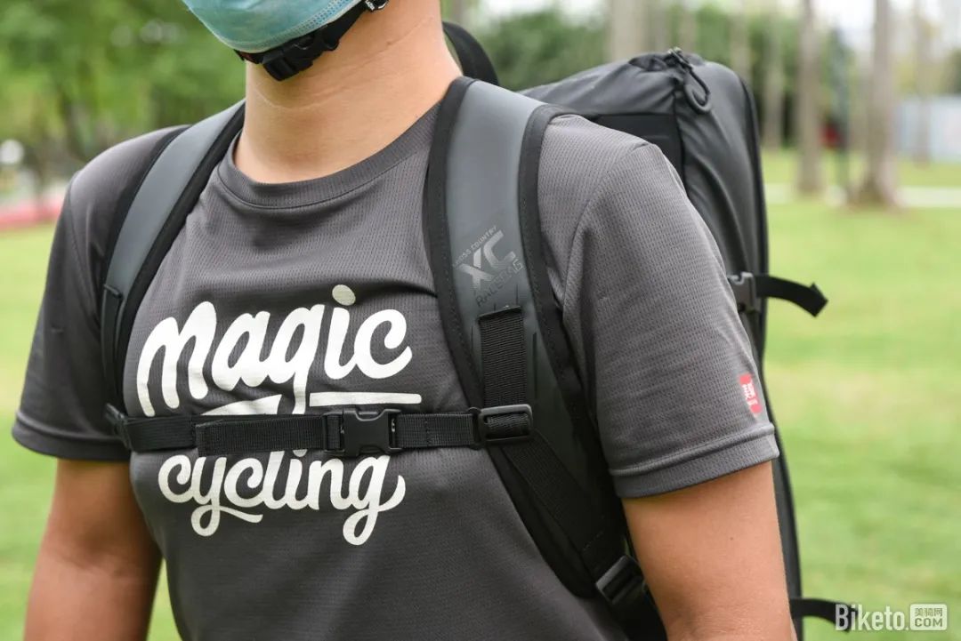 迪卡侬xc骑行背包,迪卡侬骑行背包推荐公路车