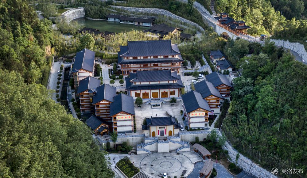 秦岭深处镇安县,秦岭深处的小县城静美佛坪