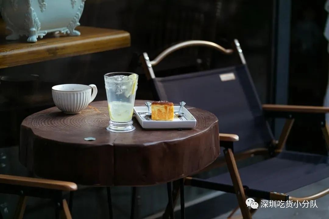 开门就排队的茶饮店,开门就排队的烧烤大鹏