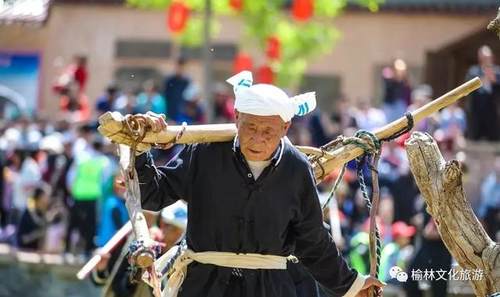赤牛坬景区表演时间,赤牛坬景区这几天还能去玩吗