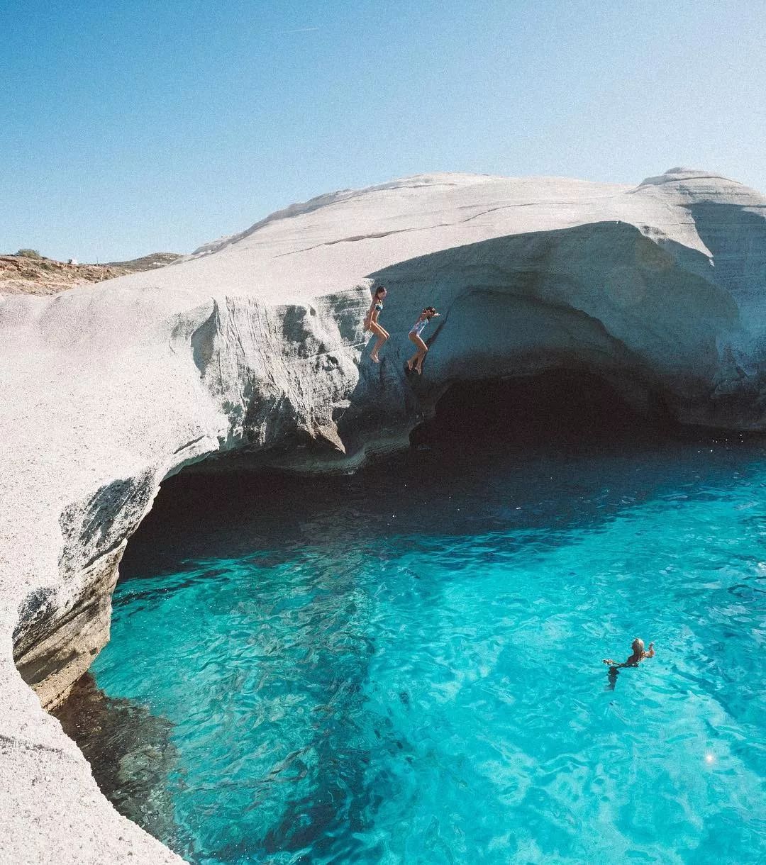 一张照片卖6万的清洁工，靠穷游把美女娶回了家