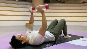 有一个胸大的老公,是一种什么样的体验?