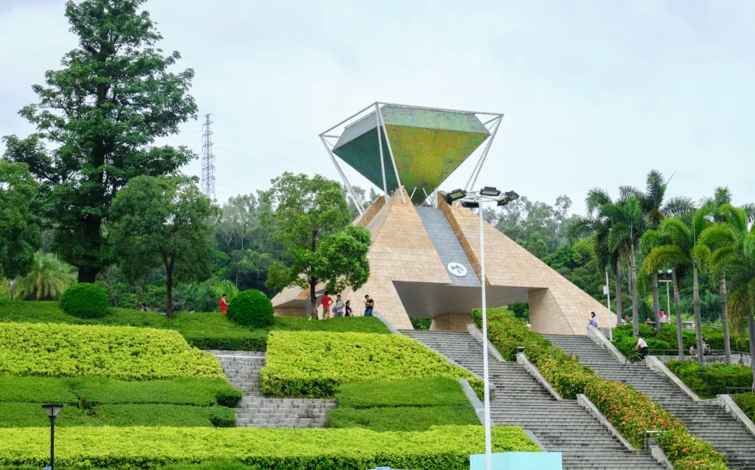 地铁10号线沿途有何景点,龙岗地铁3号线会经过哪些景点