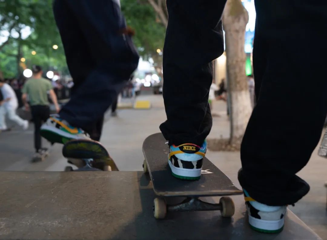 杭州FOSS发售年度理财产品？NikeSBxBenJerry’s合作款为何被炒出天价