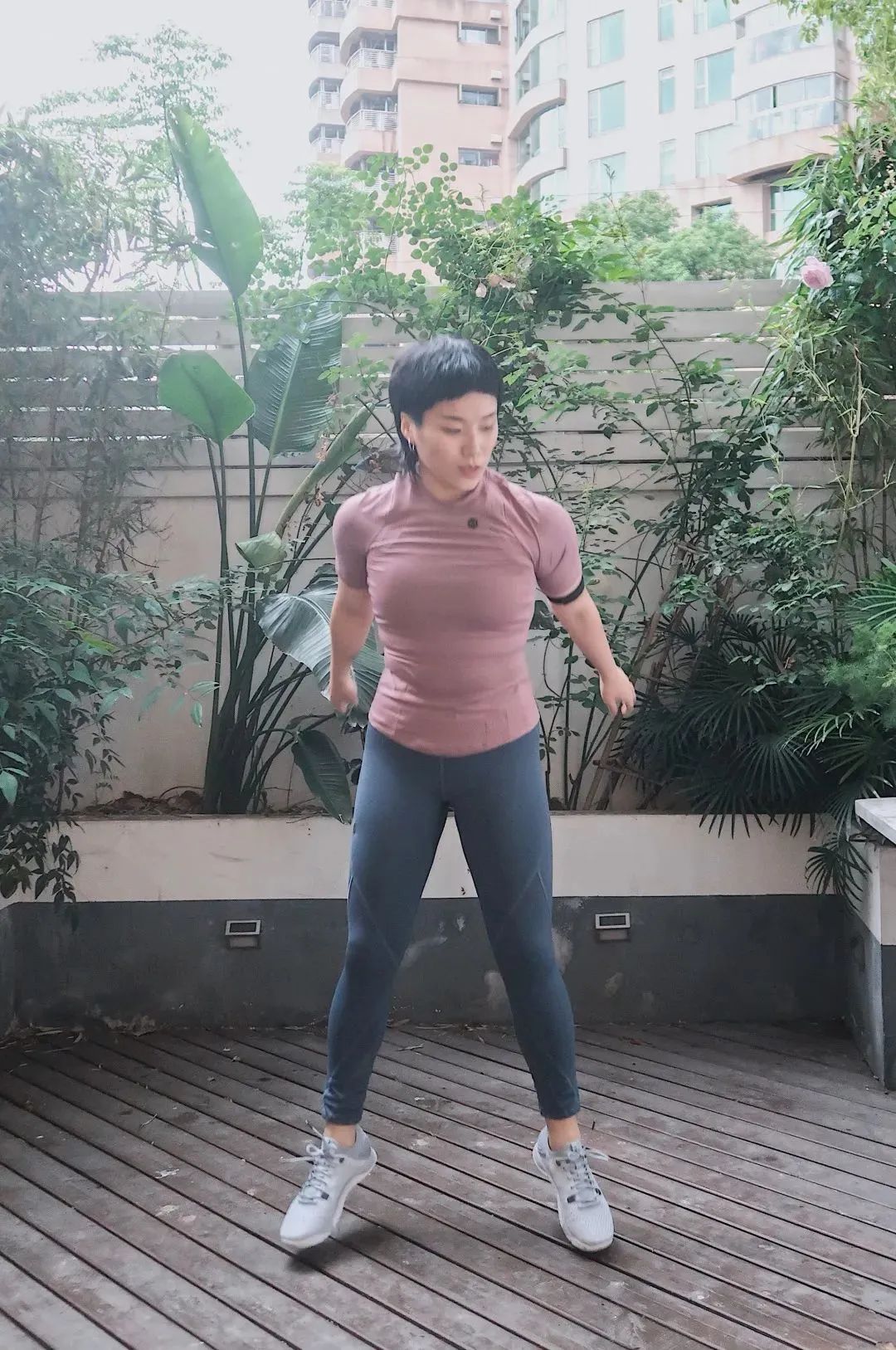 B站网红运动视频|在家练一周瘦5斤,可能吗