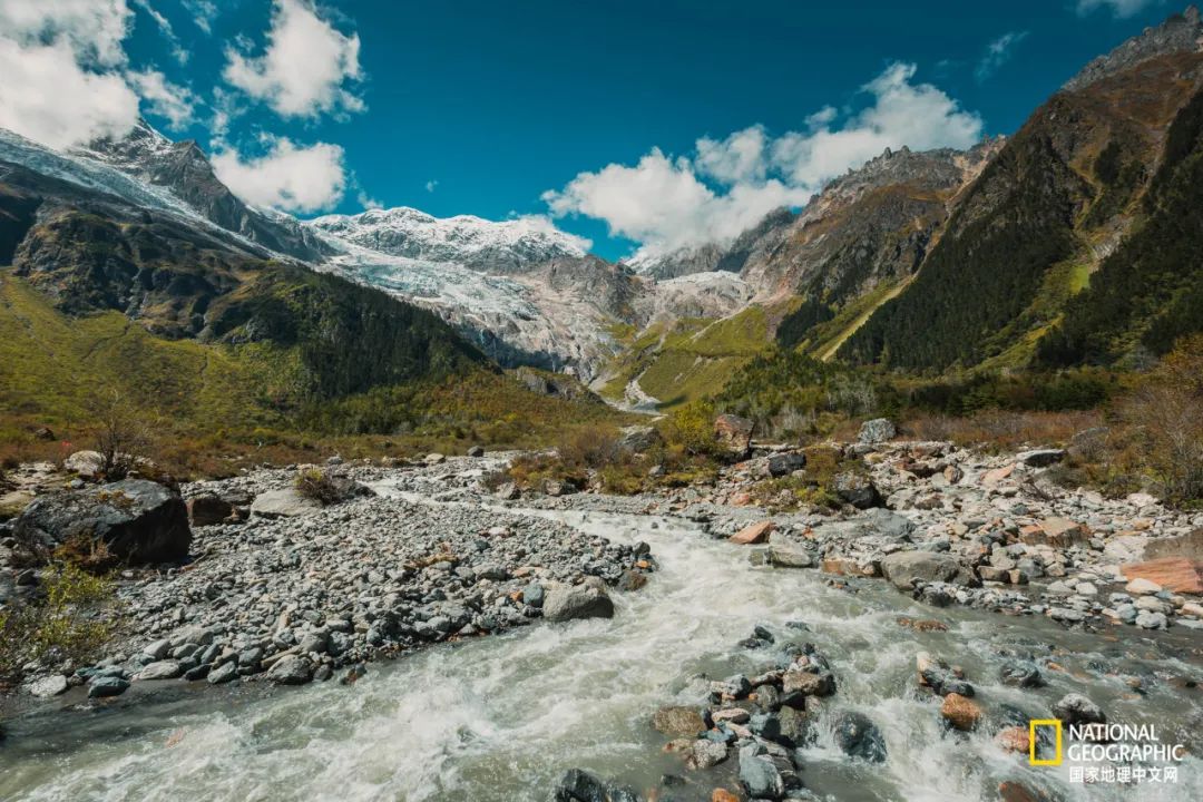 雨崩村自驾转山攻略,雨崩转山朝圣之旅