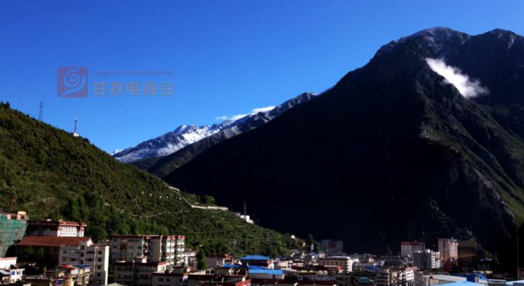 康定的诗句,康定诗