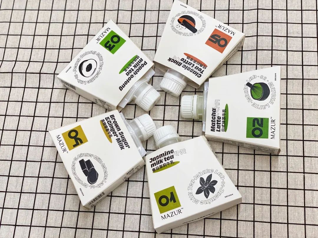 品尝10款奶茶,网红手摇奶茶都有什么口味