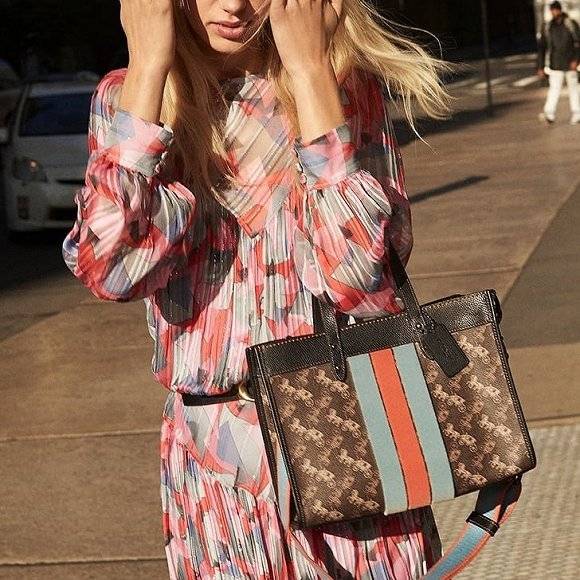 coach包店里买,coach包卖二手