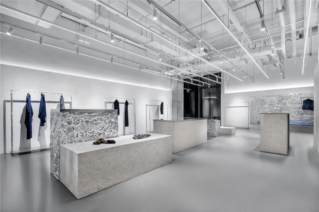 怎么设计快闪店,服装品牌快闪店设计案例