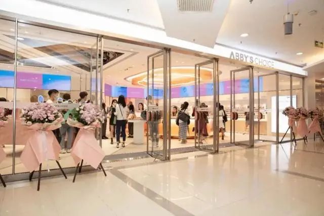 无惧关店退租潮，今年开店1000+！小姐姐最爱的“颜值”新物种们正在乘风破浪