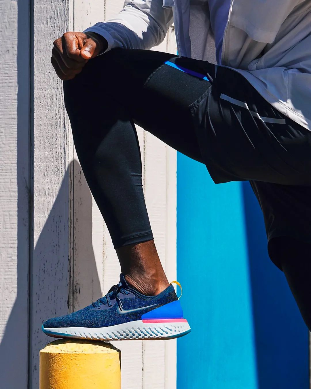 kiko鑱斿悕asics鍒濅唬,nikexasics