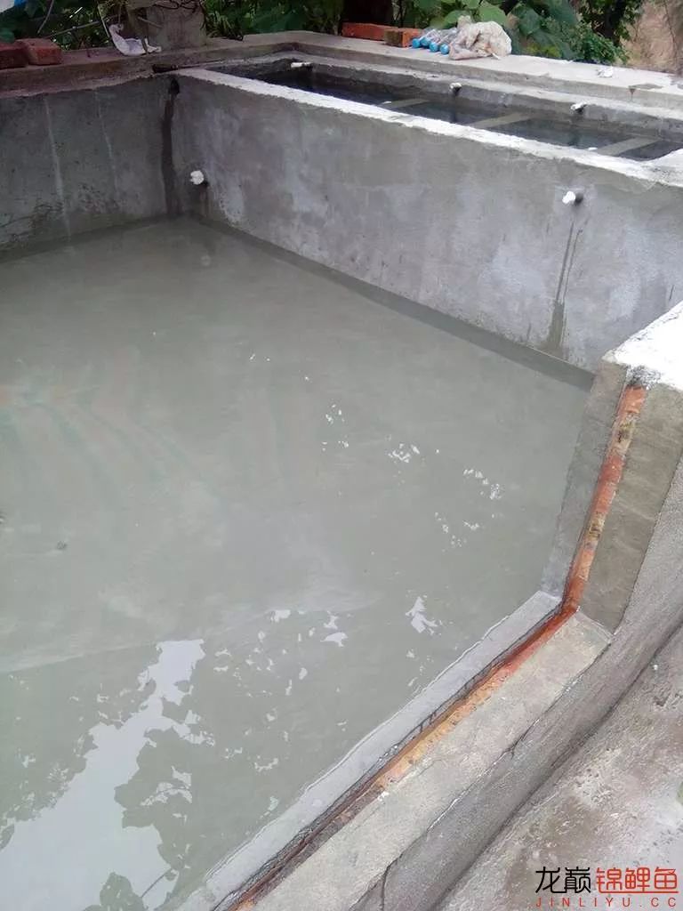 锦鲤池建造施工过程,楼顶怎么施工建锦鲤池