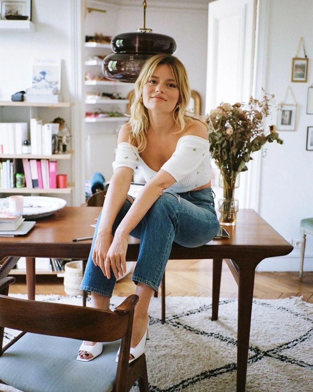 买了100双鞋,买了双500的鞋子