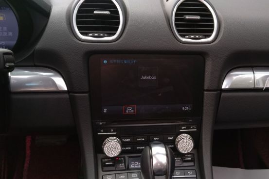 718boxster舒适体验,保时捷718boxster保养时打开敞篷