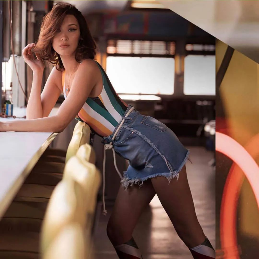 夏日泳装别致,海边浪漫泳衣