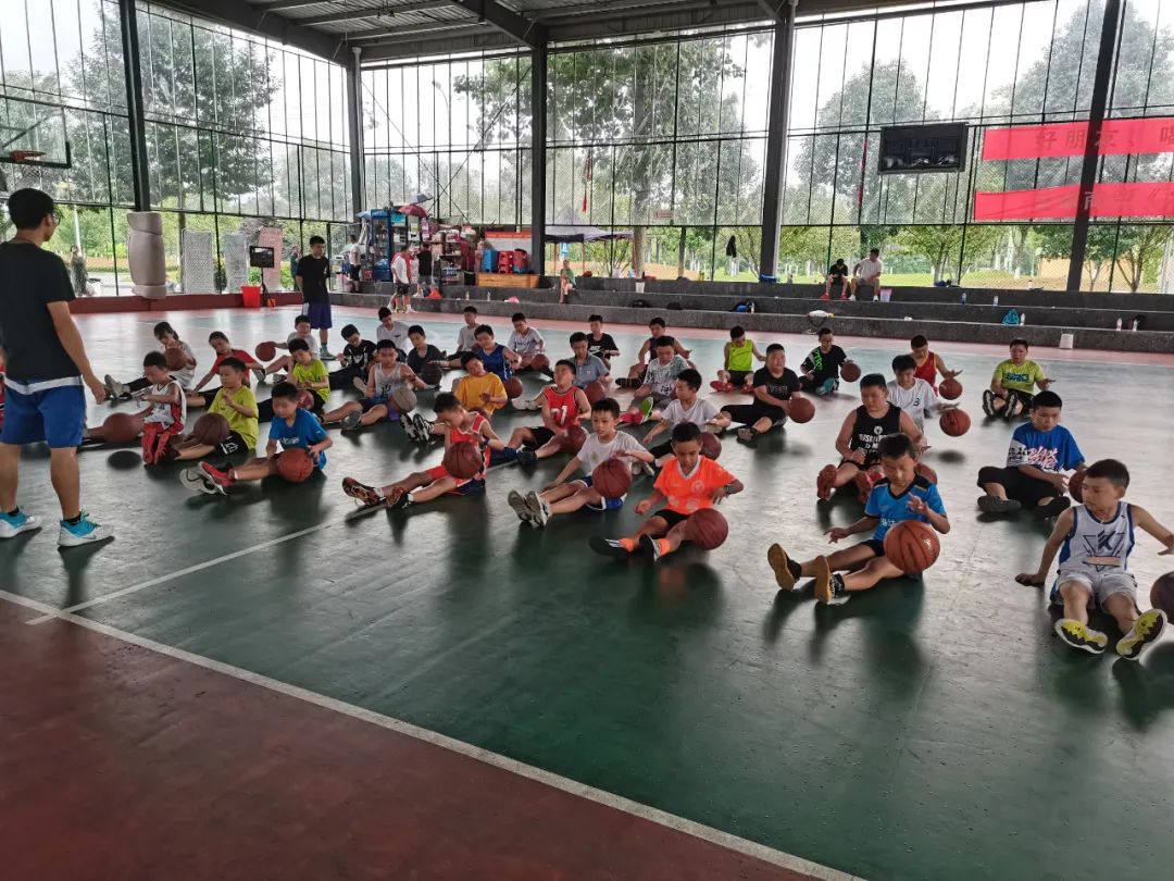 秀山叉车培训,秀山夏令营培训基地