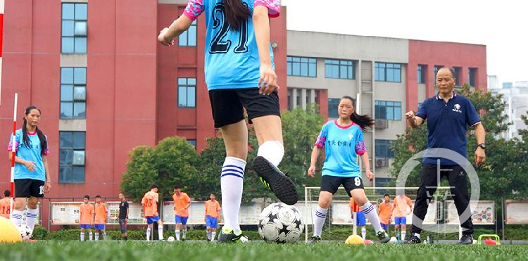 青少年足球夏令营开放报名,江苏省青少年足球夏令营