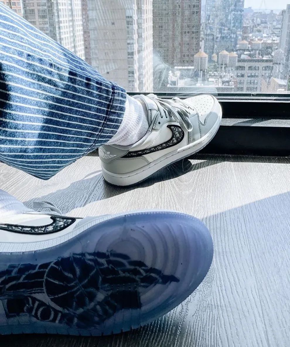 市价超3万的小熊Dunk，已加入今年国内发售市价最高的25双球鞋