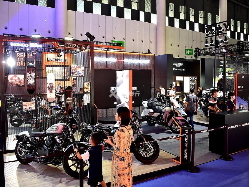 成都车展看豪车视频,带你看成都车展