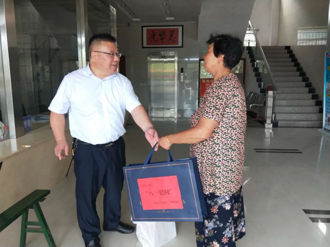 致敬老兵的一生,老兵不老致敬老兵