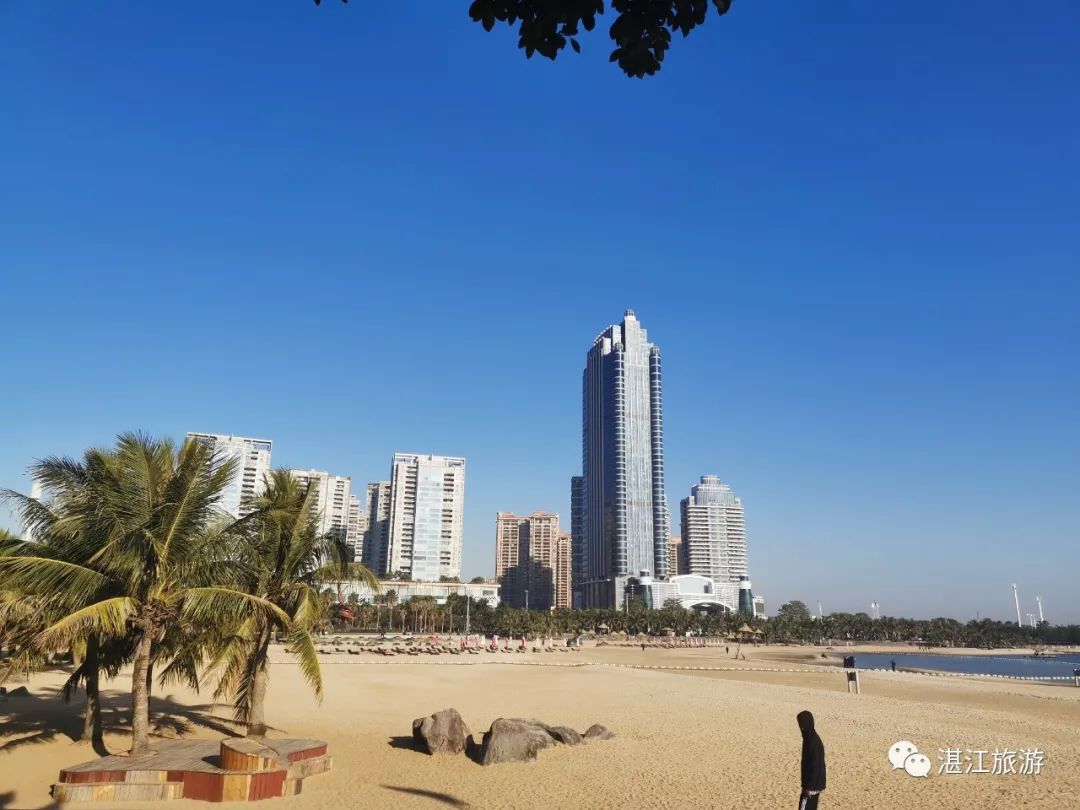 泡温泉爬山休闲的好去处,泡温泉沙雕