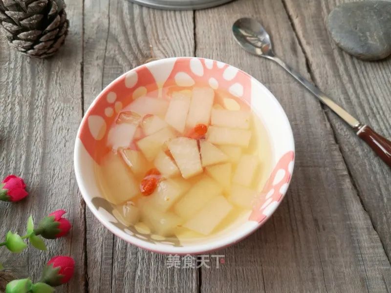 一碗梨汤,秋燥来做一个小吊梨汤