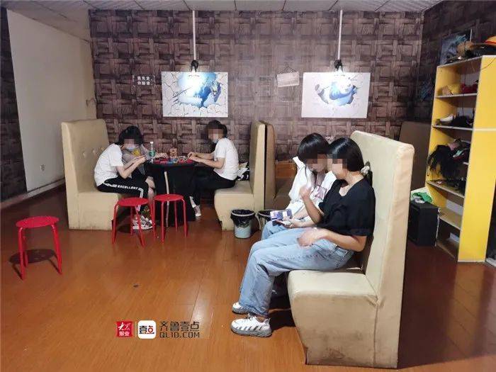 密室逃脱成都开业,密室逃脱客流量