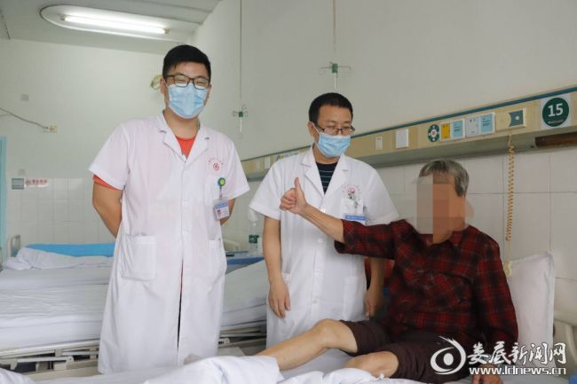 七旬老人腰腿痛20年,60岁老人关节疼痛住院