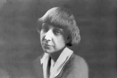 茨维塔耶娃白桦,茨维塔耶娃诗歌解读